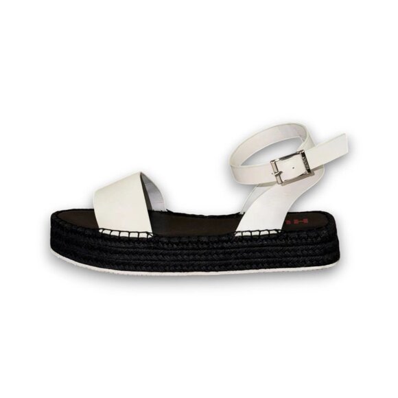 Item description from the seller  The HUGO Sun Women’s White Sandals are the per - Picture 2 of 5